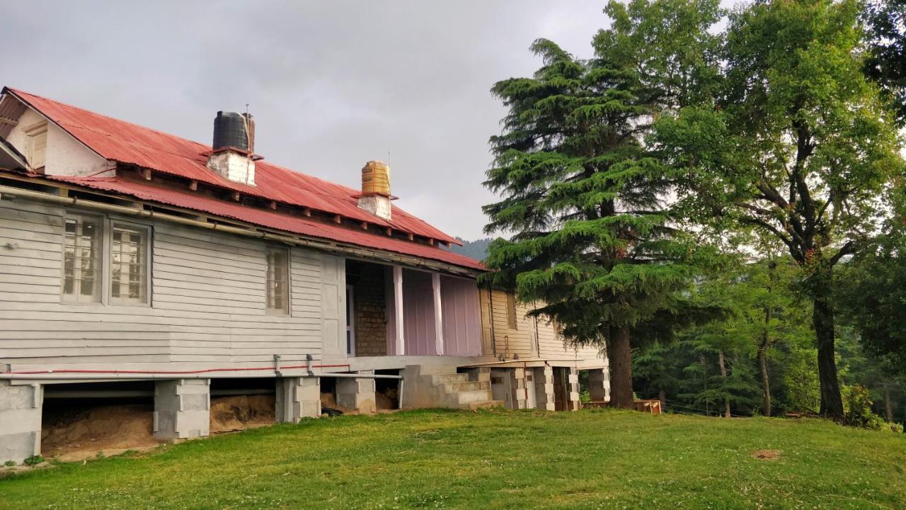 Black Bear Cottage Khajjiar Exterior photo