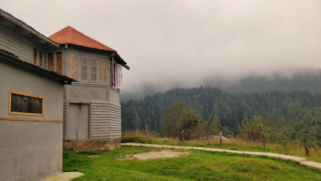 Black Bear Cottage Khajjiar Exterior photo