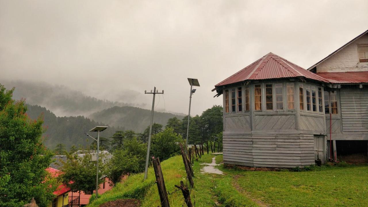 Black Bear Cottage Khajjiar Exterior photo